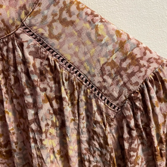 Pink Patterned Blouse - Picture 3 of 3